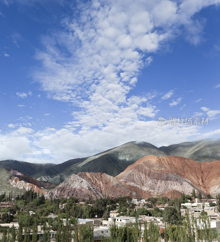 阿根廷村Purmamarca在Quebrada de Humahuaca